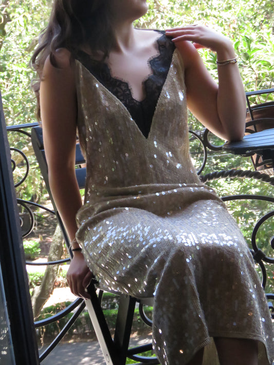 CHAMPAGNE AFFAIR